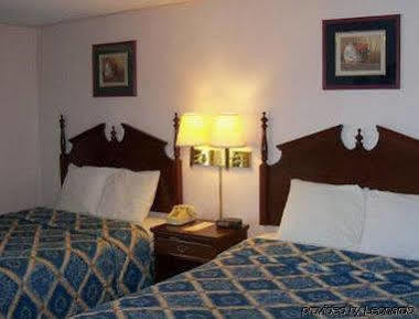 Travelodge By Wyndham Las Vegas Nm Exterior foto